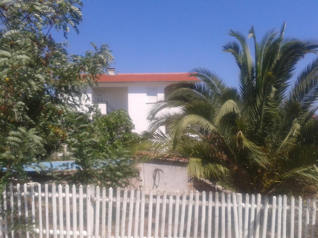 Apartmani Svalina - Seaview And 130M From Beach Трогір Екстер'єр фото